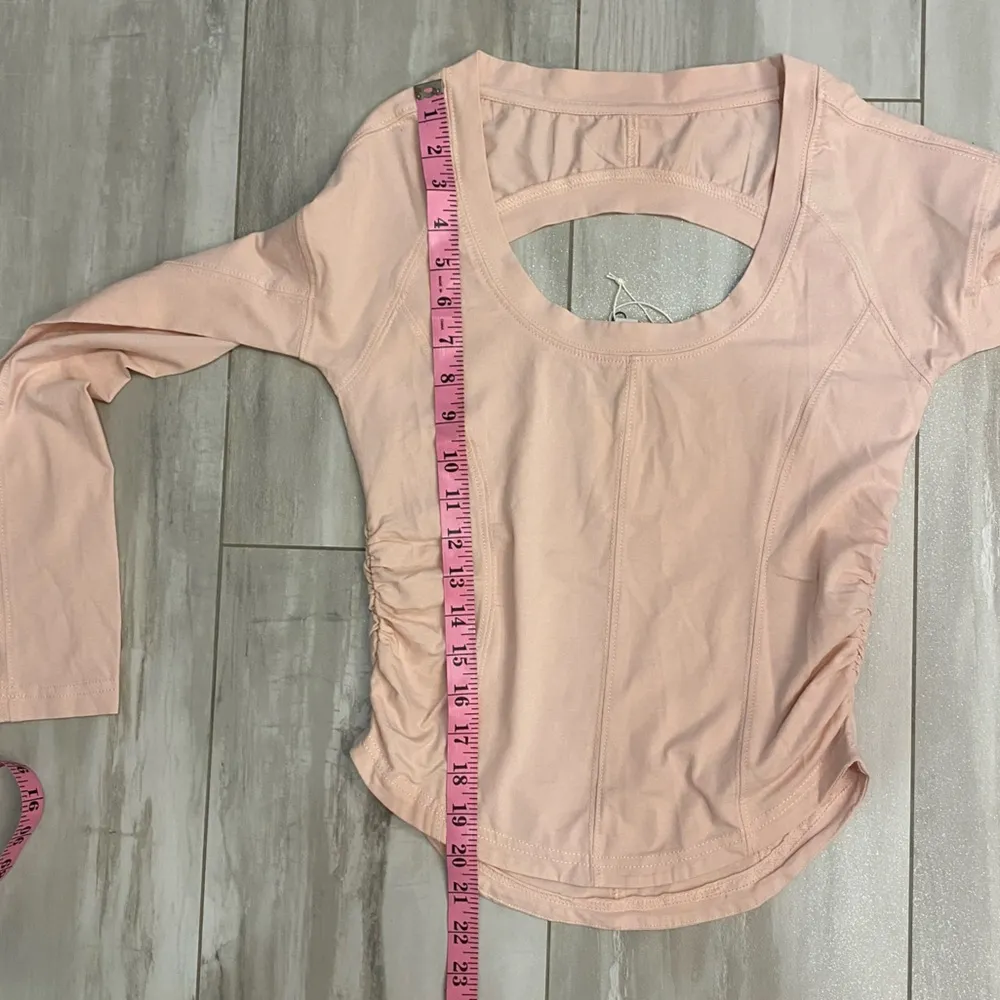 NWT Daily Practice by Anthropologie Fitted Scoop Neck Light Pink Shirt, size XS - Image 8