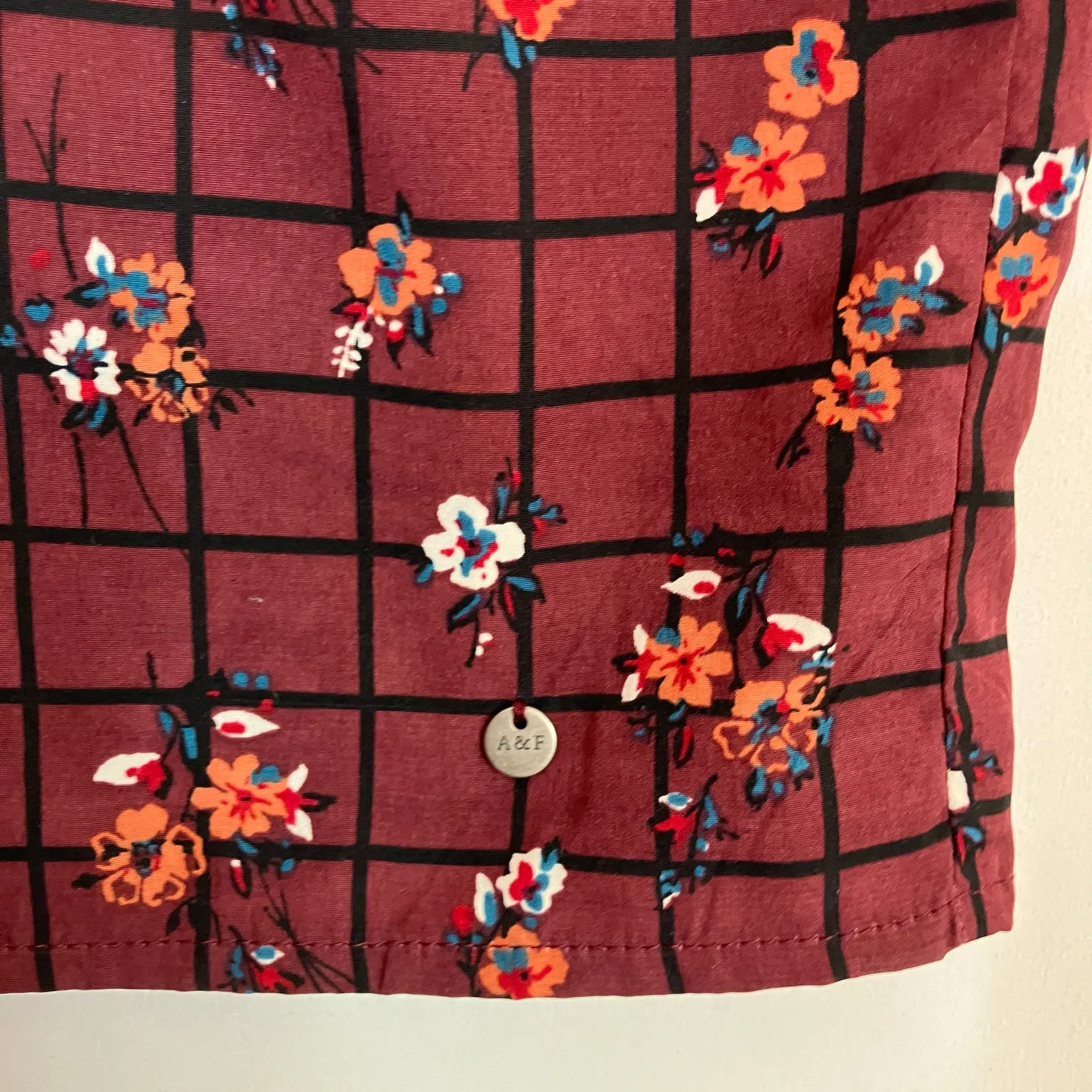 Abercrombie & Fitch | Maroon Floral Check Top Polyester Womens Small - Image 4