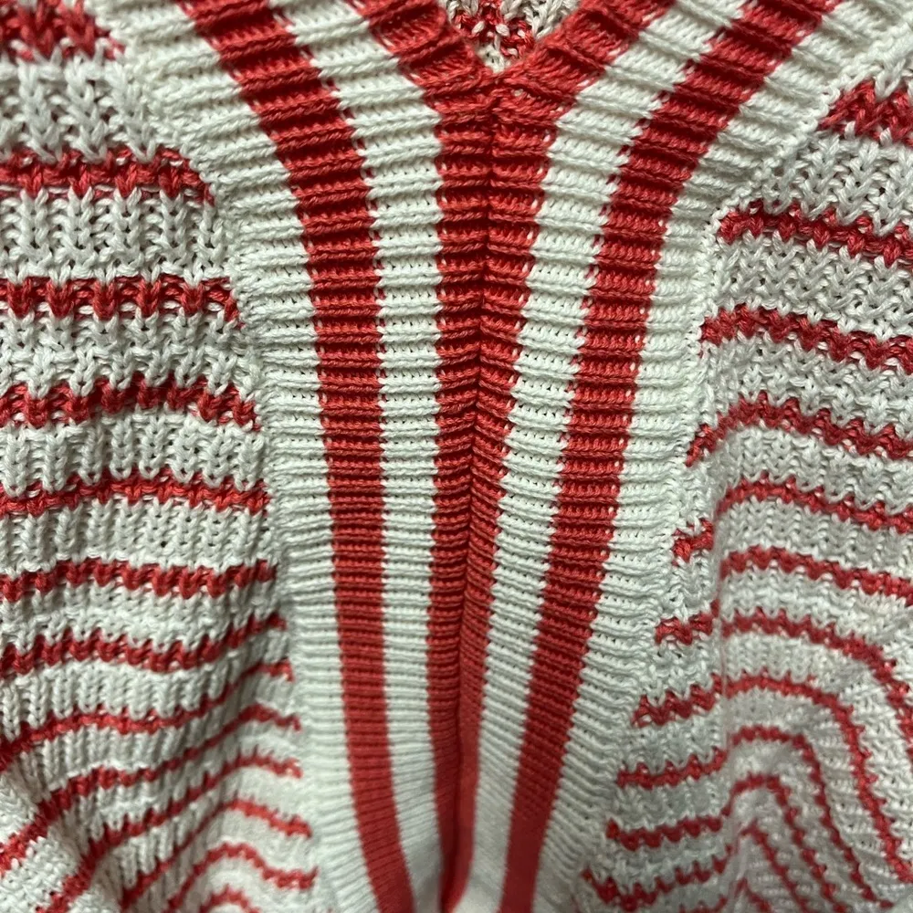 Brand new shaker style sweater; coral/white Pink Size L - Image 2