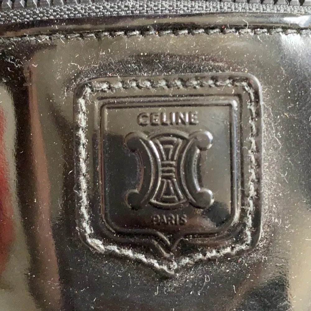 🎉HP🎉 Celine Oval Black Patent Shoulder Bag Crossbody AUTH EUC #3030 - Image 6