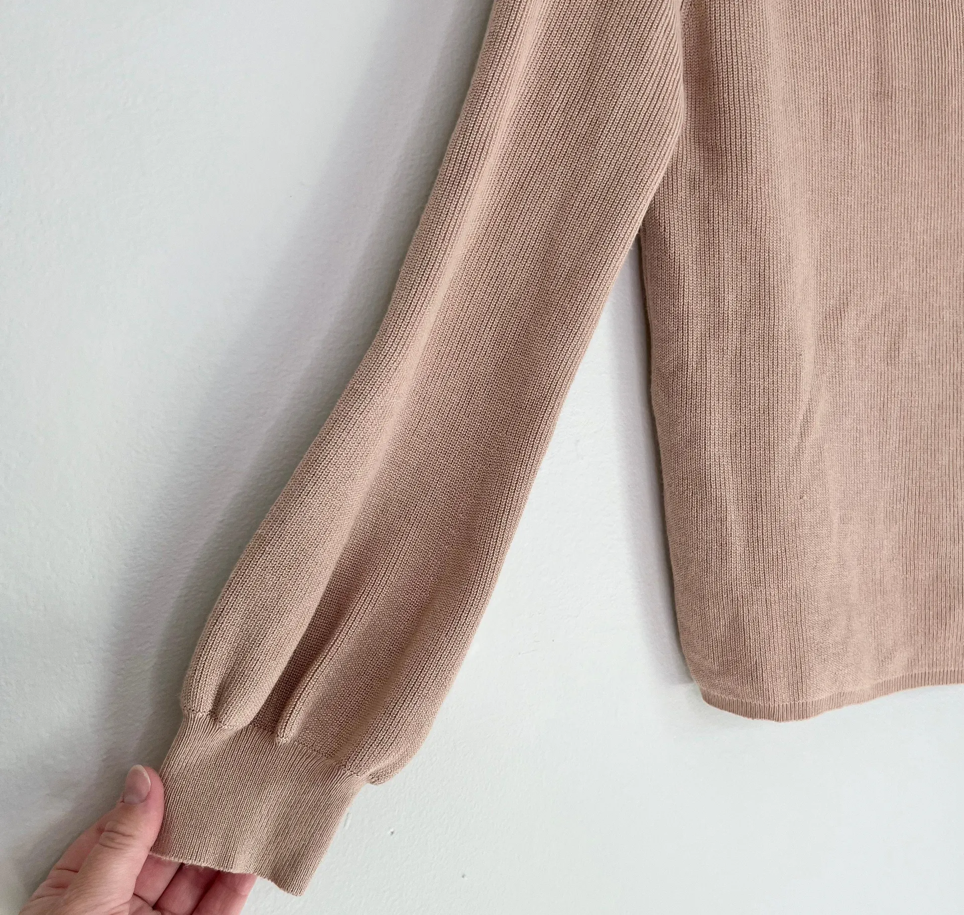 NWT  Women’s Drawstring Neckline Cowl Neck Off Shoulder Sweater Tan Small - Image 11