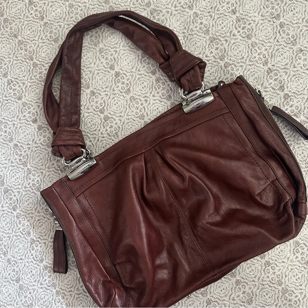 B Makowsky B. Makowsky Brown Leather Shoulder Bag - Image 3