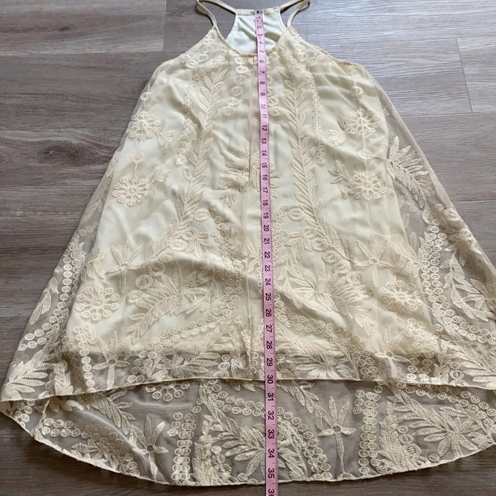 MIAMI Women’s Cream Lace Layered RacerBack Midi Dress Size Small - Image 8