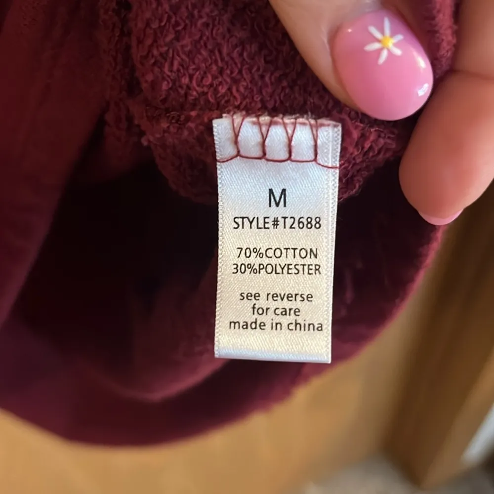 ActiveUSA Women’s Distressed‎ Grunge Burgundy Oversized Sweater Medium - Image 10