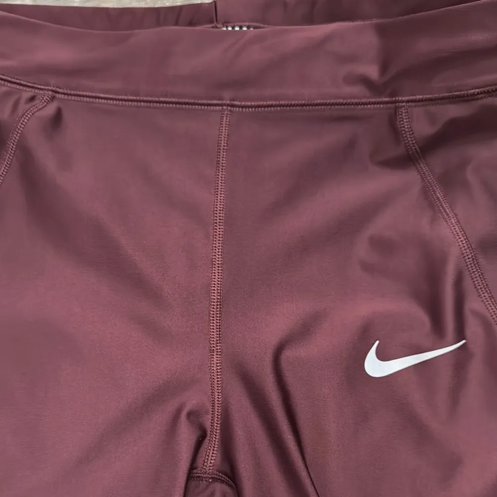 Nike Dri-Fit Cropped Leggings Womens Size Medium Maroon Red Mesh Athletic Active - Image 12