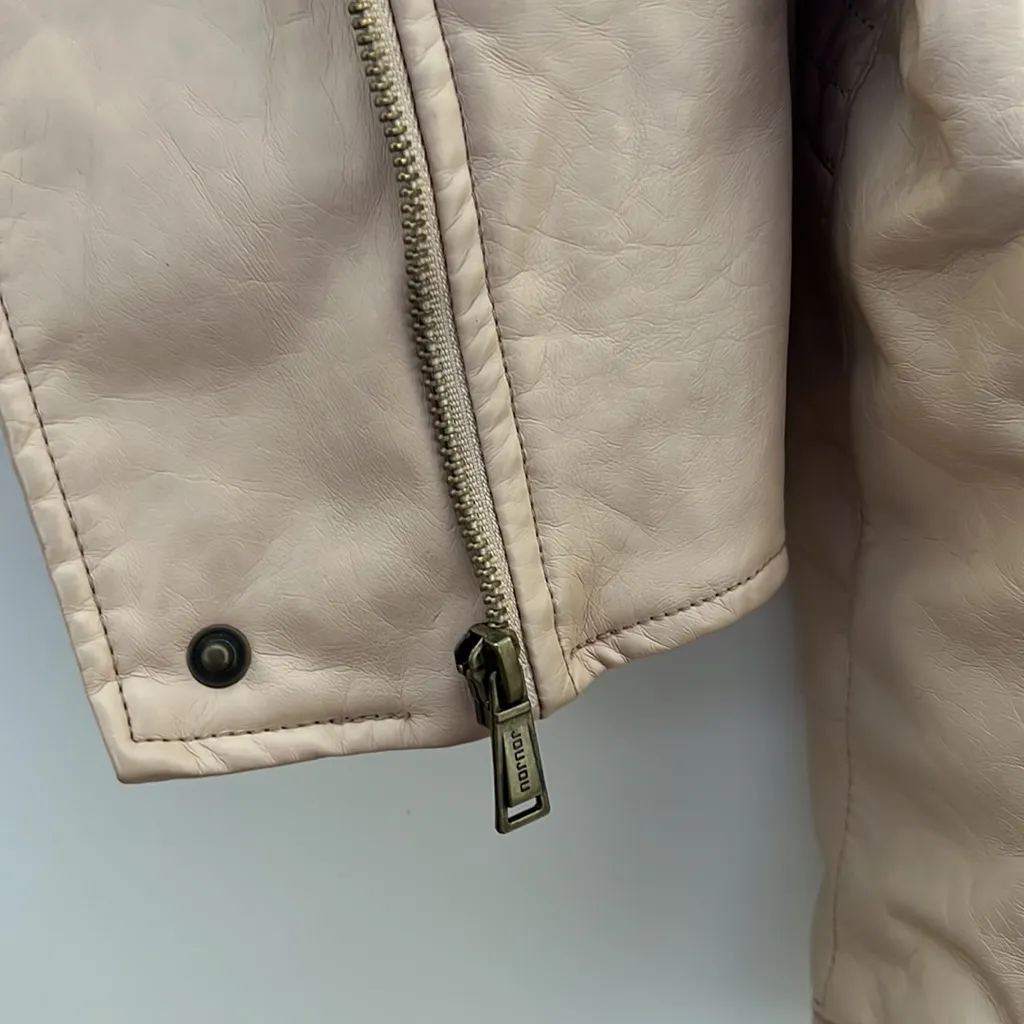 Leather jacket tan with zippers and buttons - Image 5