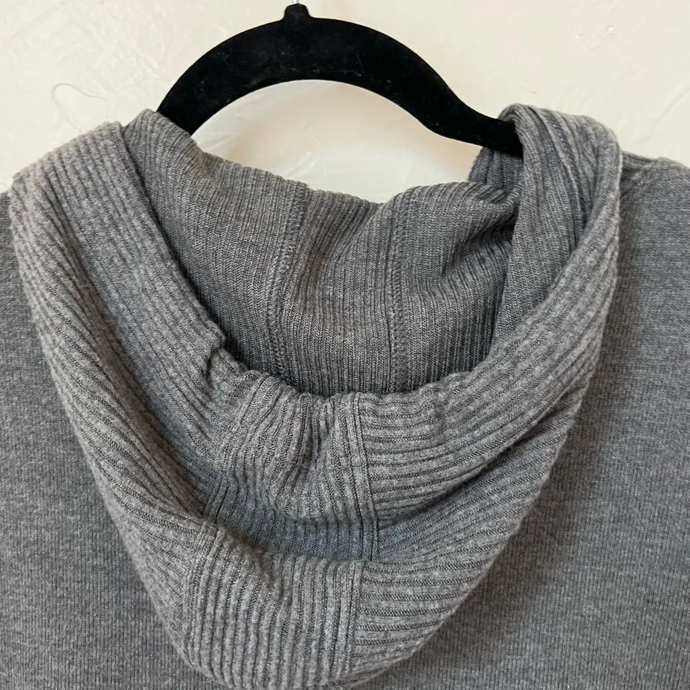 Johnny Was NWT  Calme hooded cozy tee size M - Image 8