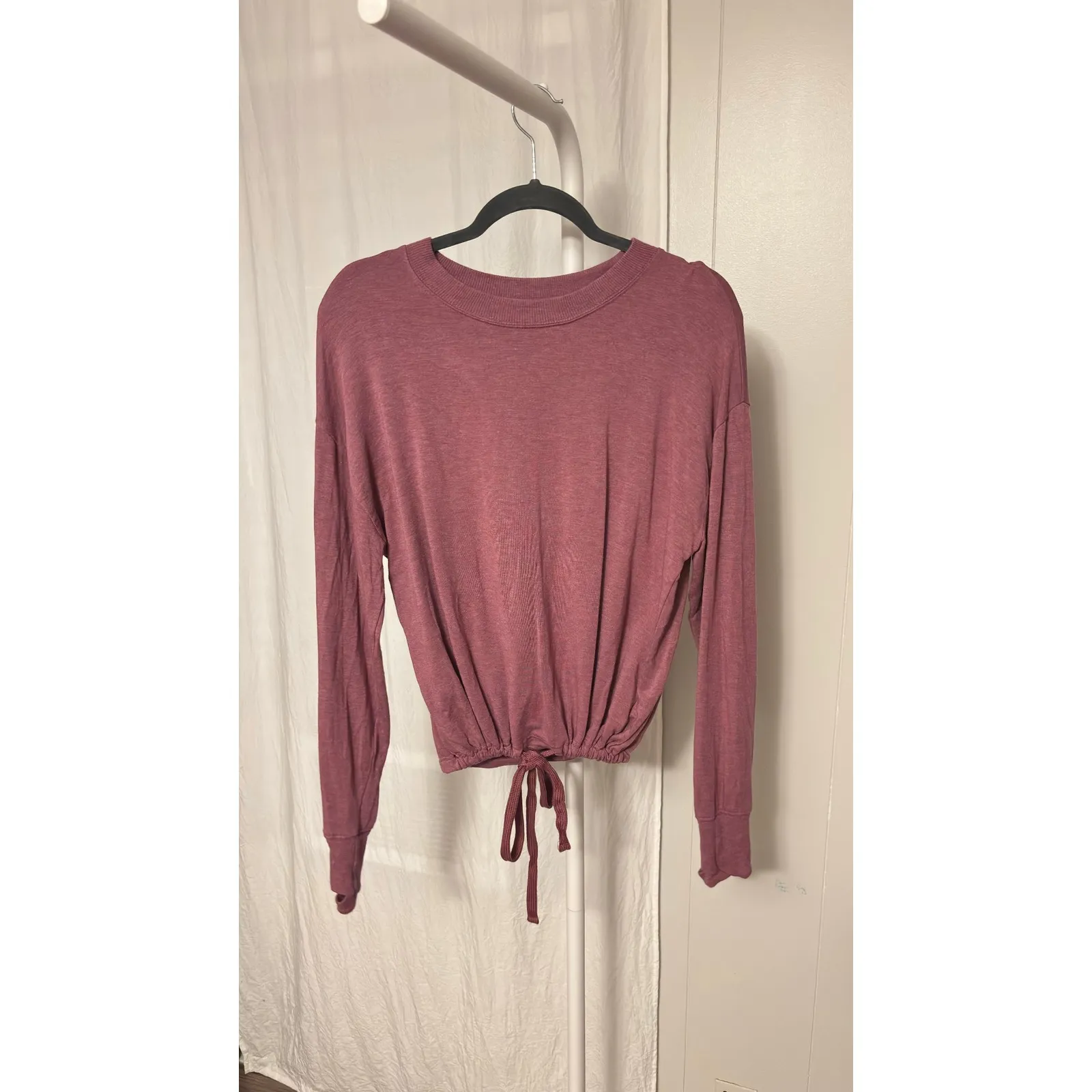 Athleta Marina Drawstring Cropped Long Sleeve Sweatshirt Womens Size Small - Image 2