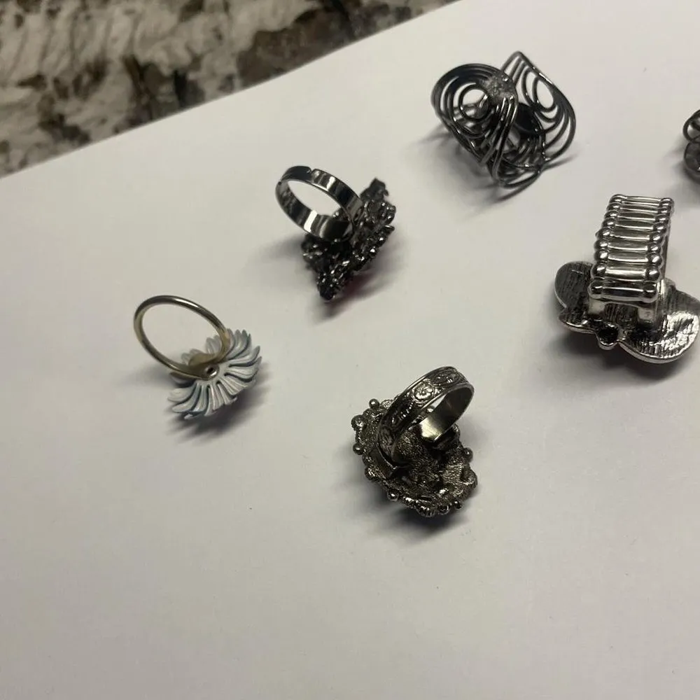 Adjustable Or Stretchy Statement Costume Rings Lot Of 6 Rhinestone, Metal, Etc - Image 8