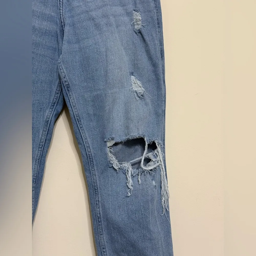 HOLLISTER High-Rise Mom Jean Curvy Distressed Ripped Blue Ankle Stretch size 9 - Image 4