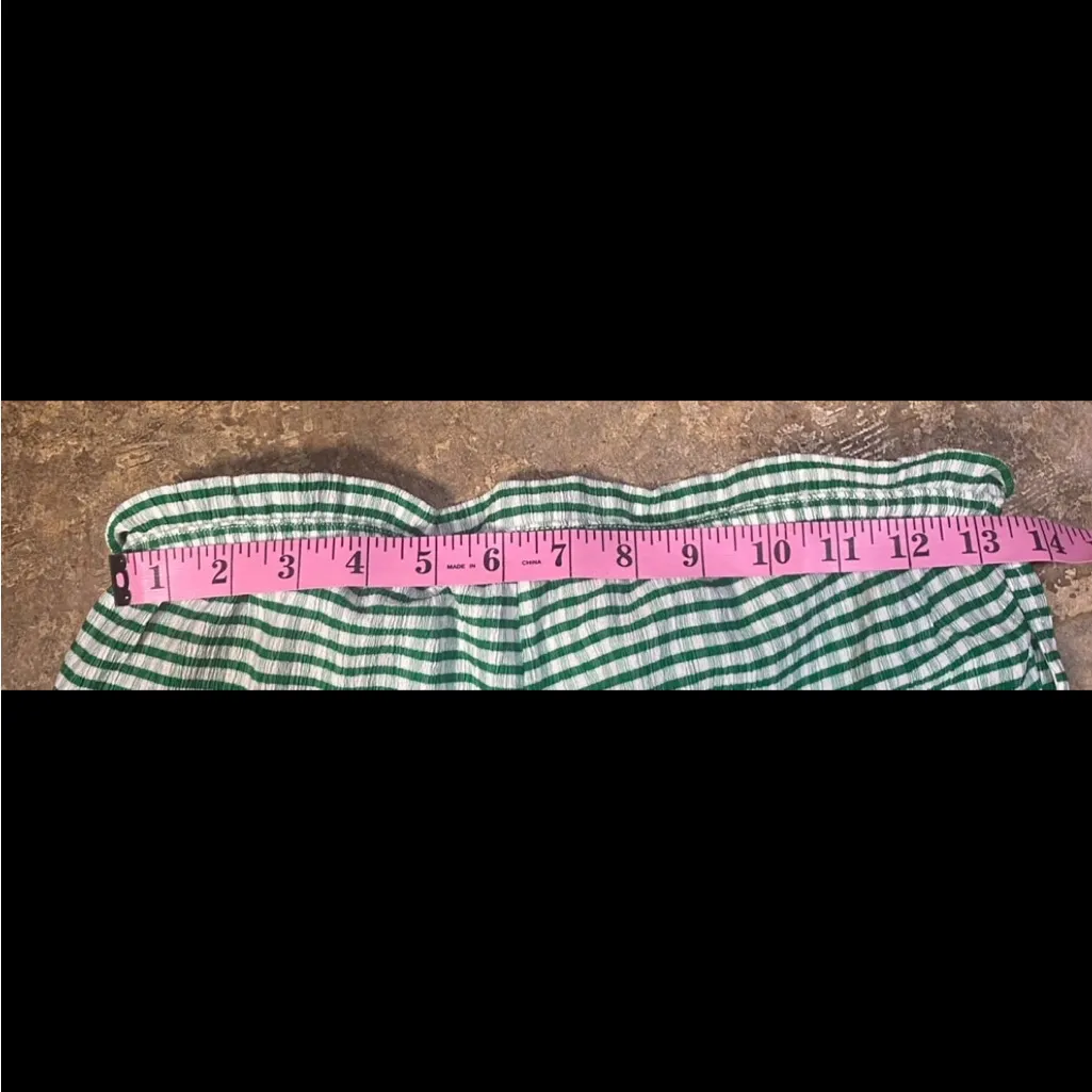 Urban Outfitters Daphne gingham ruffle crop pant. Size Small - Image 6