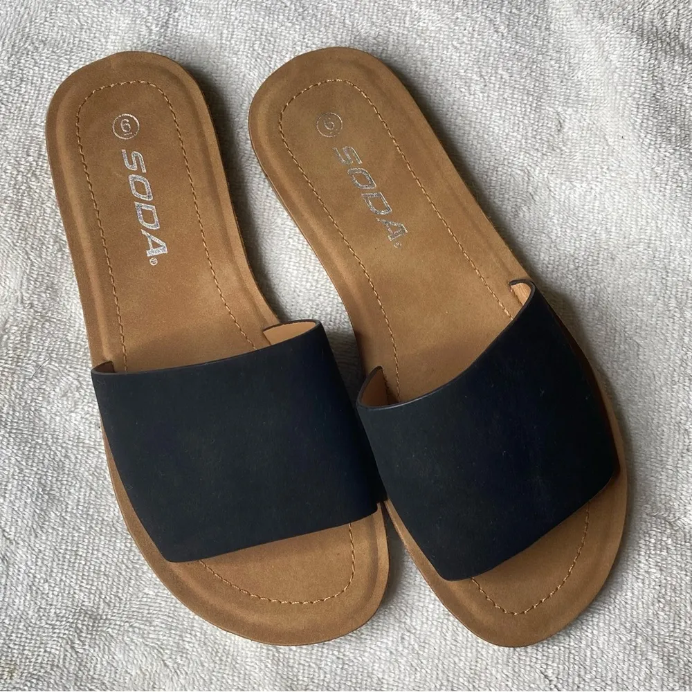 SODA black flat sandals NWOB - Image 6