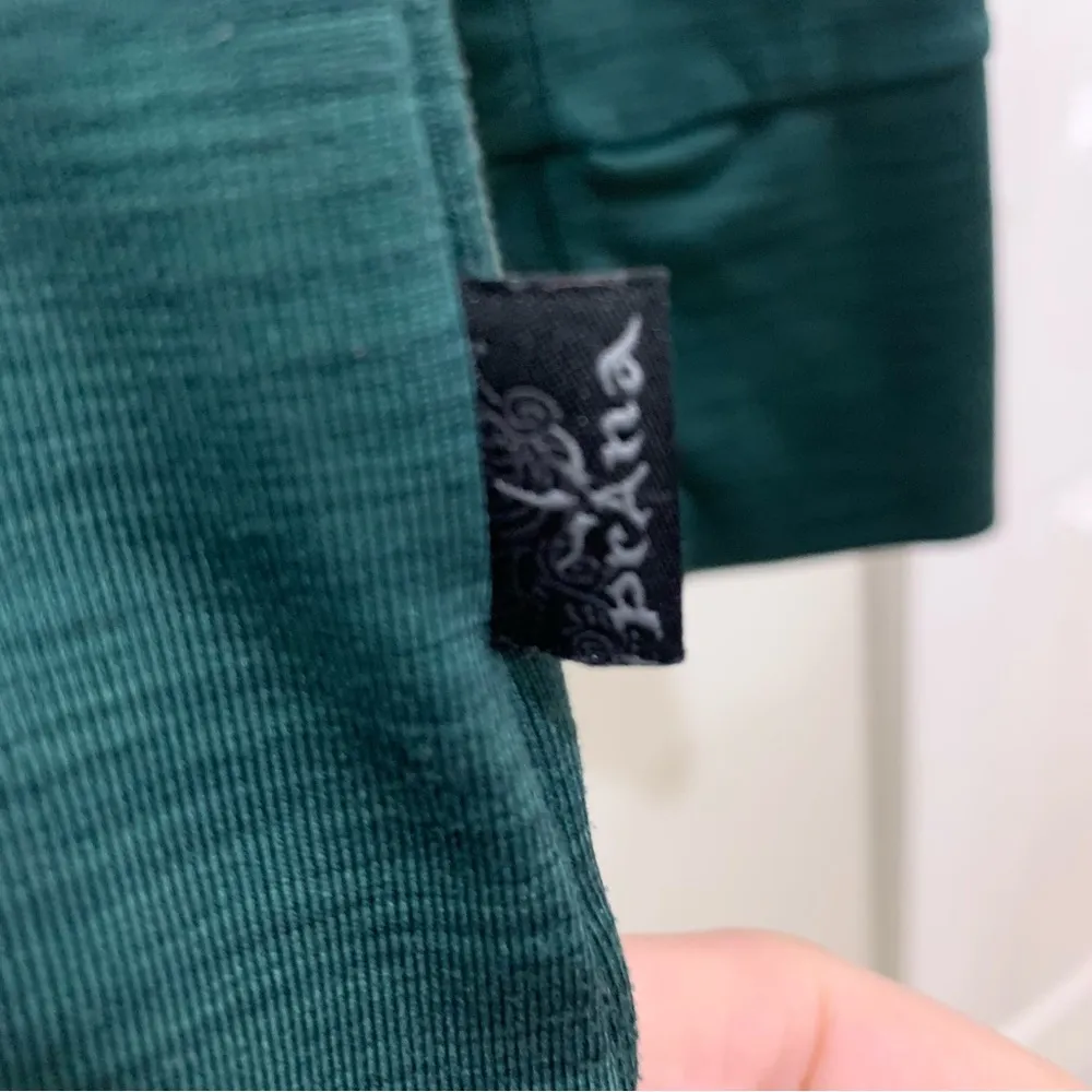 Prana Dark Green Long Sleeve Athletic Top with Artistic Print on Arms Size XS - Image 4