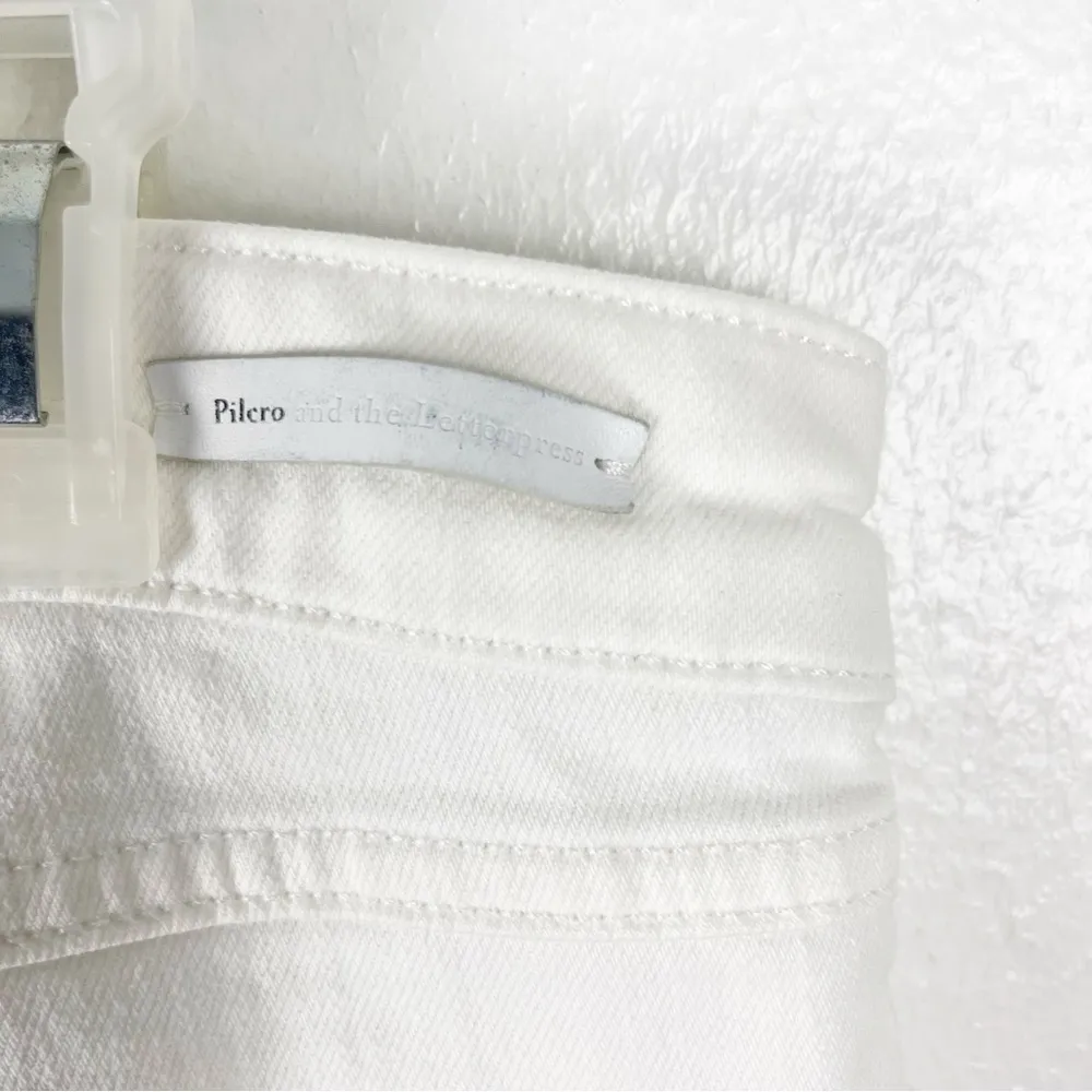 ANTHROPOLOGIE Pilcro And The Letterpress White Script Frayed Hem Jeans, Size 28 - Image 9