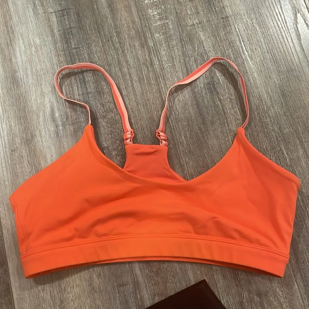 Sarah Days x White Fox Reboot Ignite Leggings Sports Bra Orange Small - Image 3