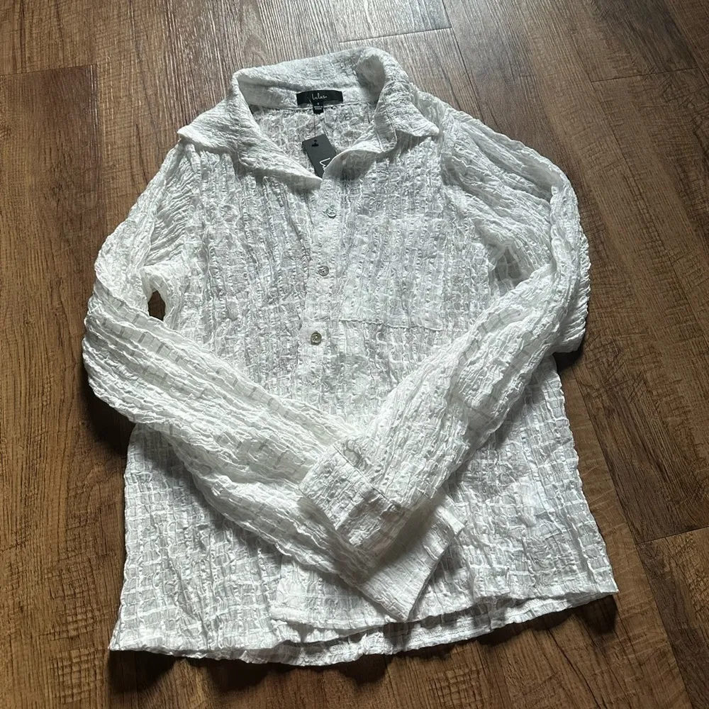 LULU’S Exceptional Everyday White Crinkled Button Up Top - Image 3