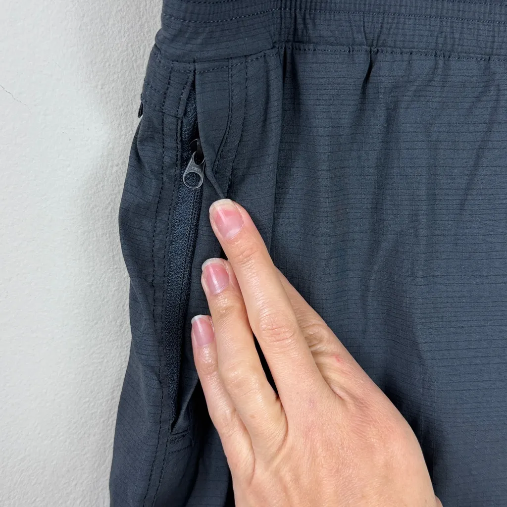 Kuhl FreeFlex Ripstop Skort in Dark Grey Pull On Athleisure GorpCore Medium - Image 4