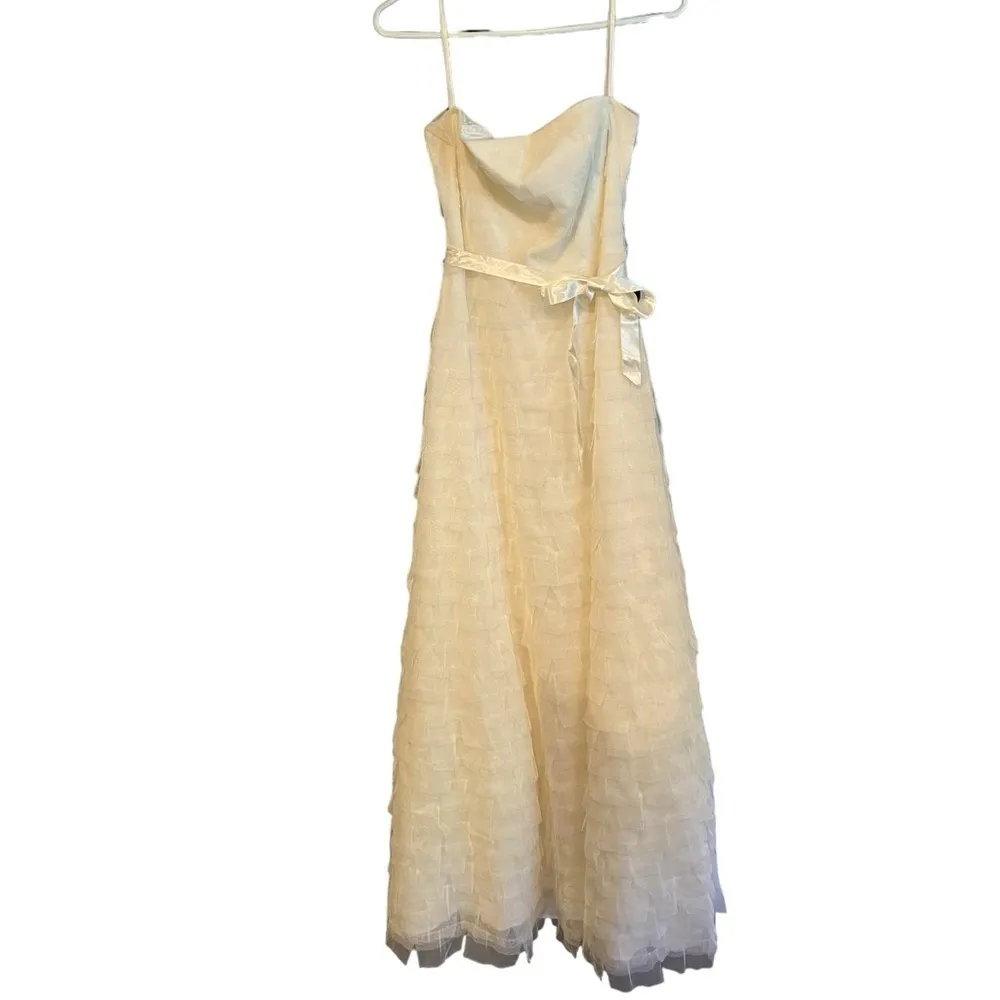 BCBG Maxazria cream tiered tile tule maxi wedding gown special occasion formal - Image 3