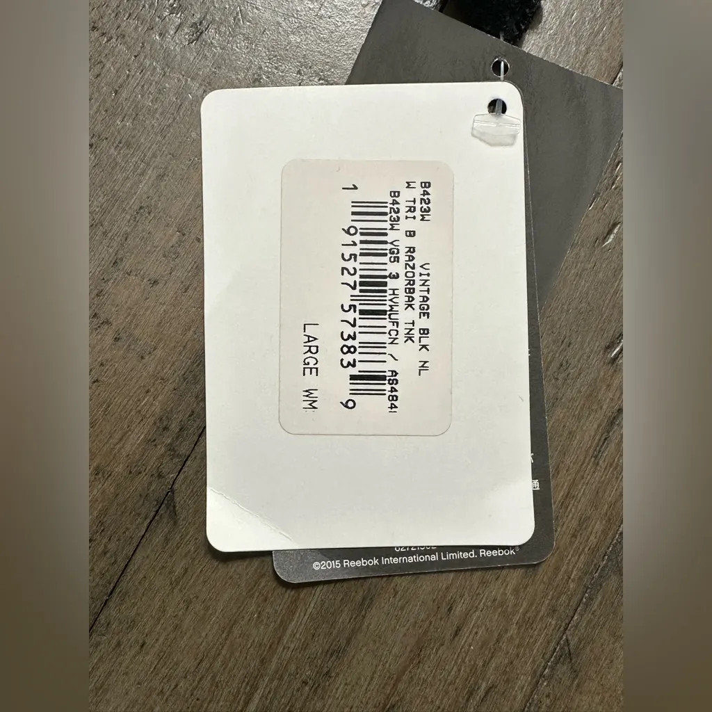 NWT UFC Reebok Women’s Racerback Fight for Peace Tank - Image 7