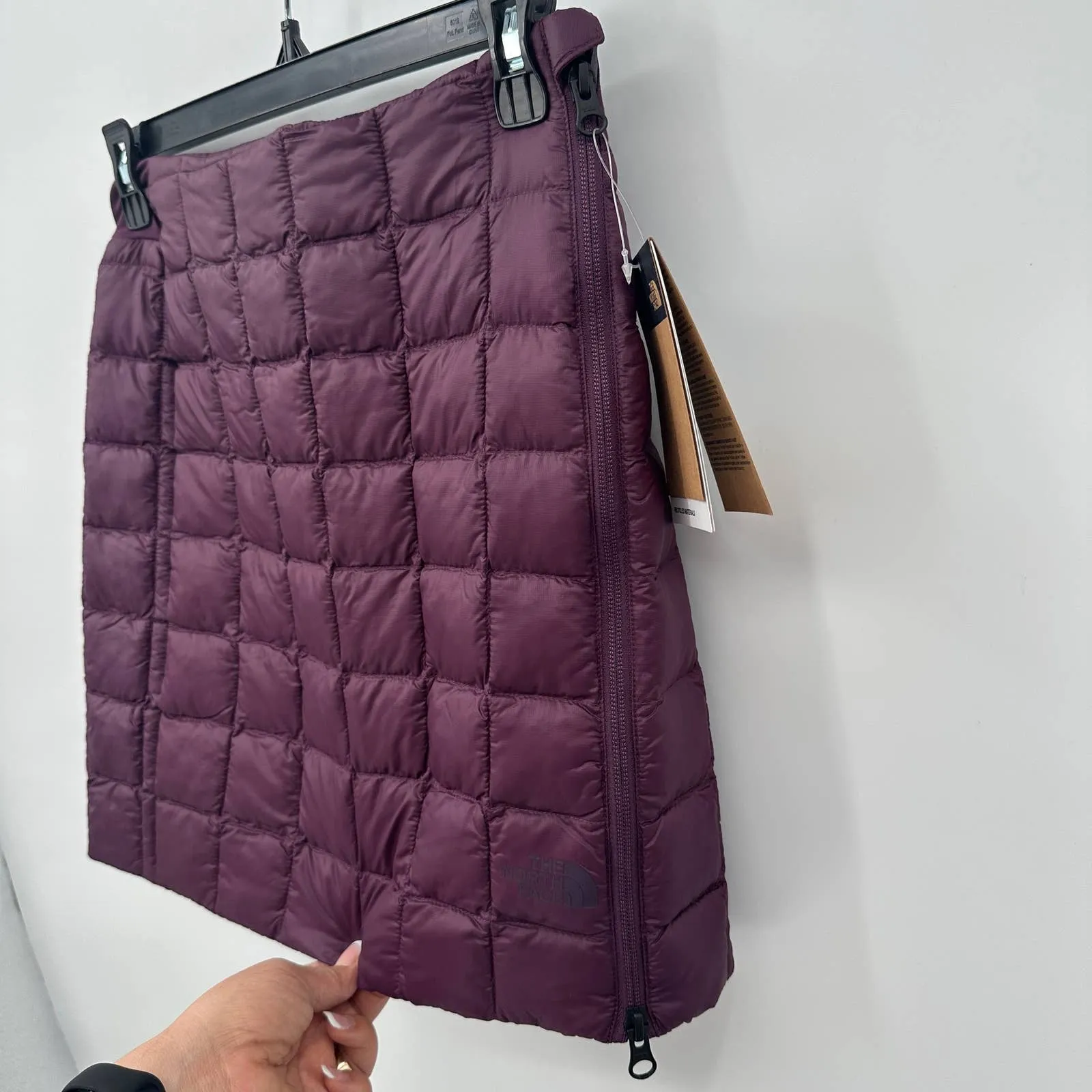 The North Face Women's ThermoBall Hybrid Skirt in Blackberry Wine Size XS - Image 3
