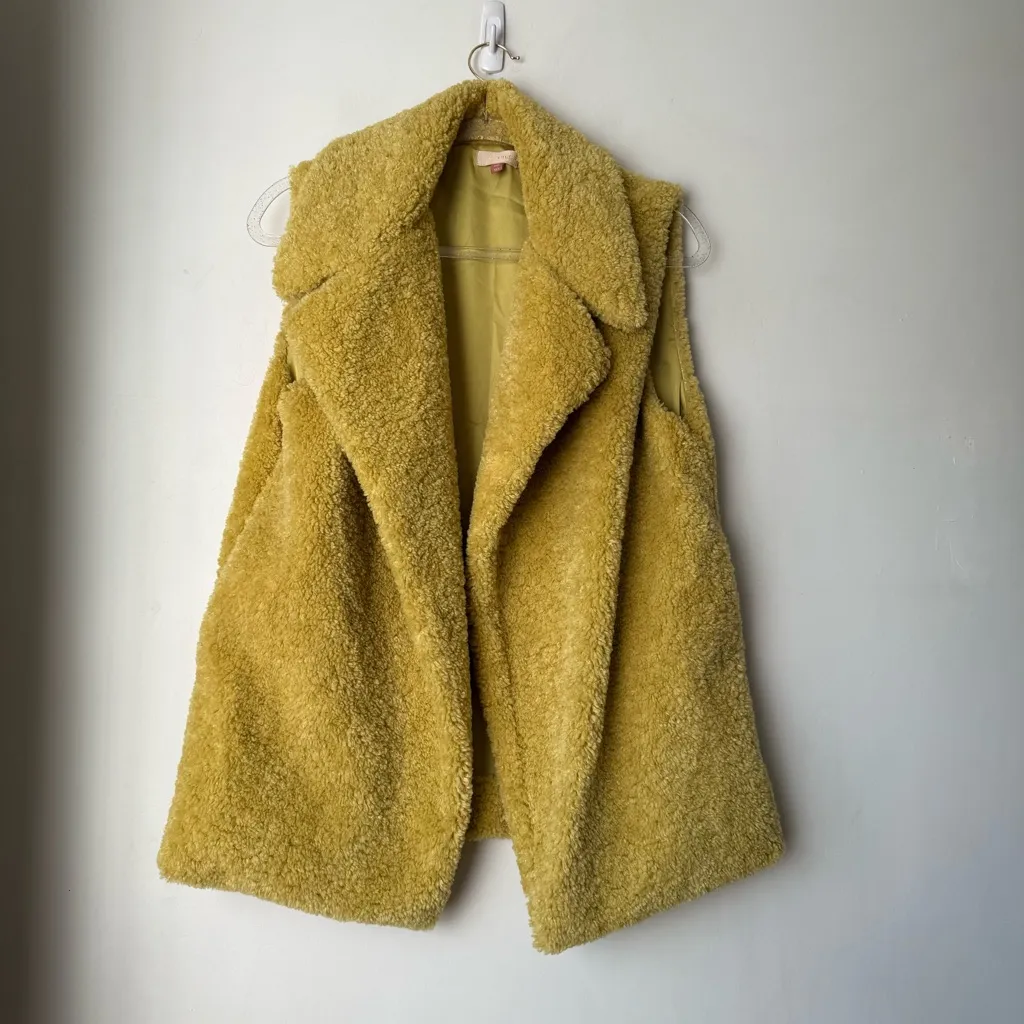Anthropologie Pilcro Yellow Sherpa Faux Fur Vest One Size - Image 5