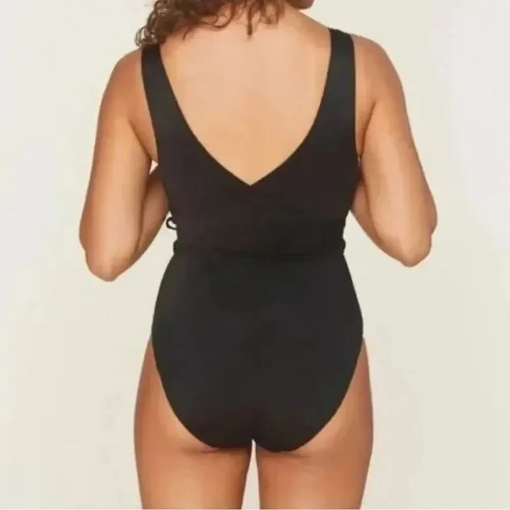 NWT Andie The Belmar One Piece V Neck Belt Swimsuit Removable Cups L Black #3281 - Image 4