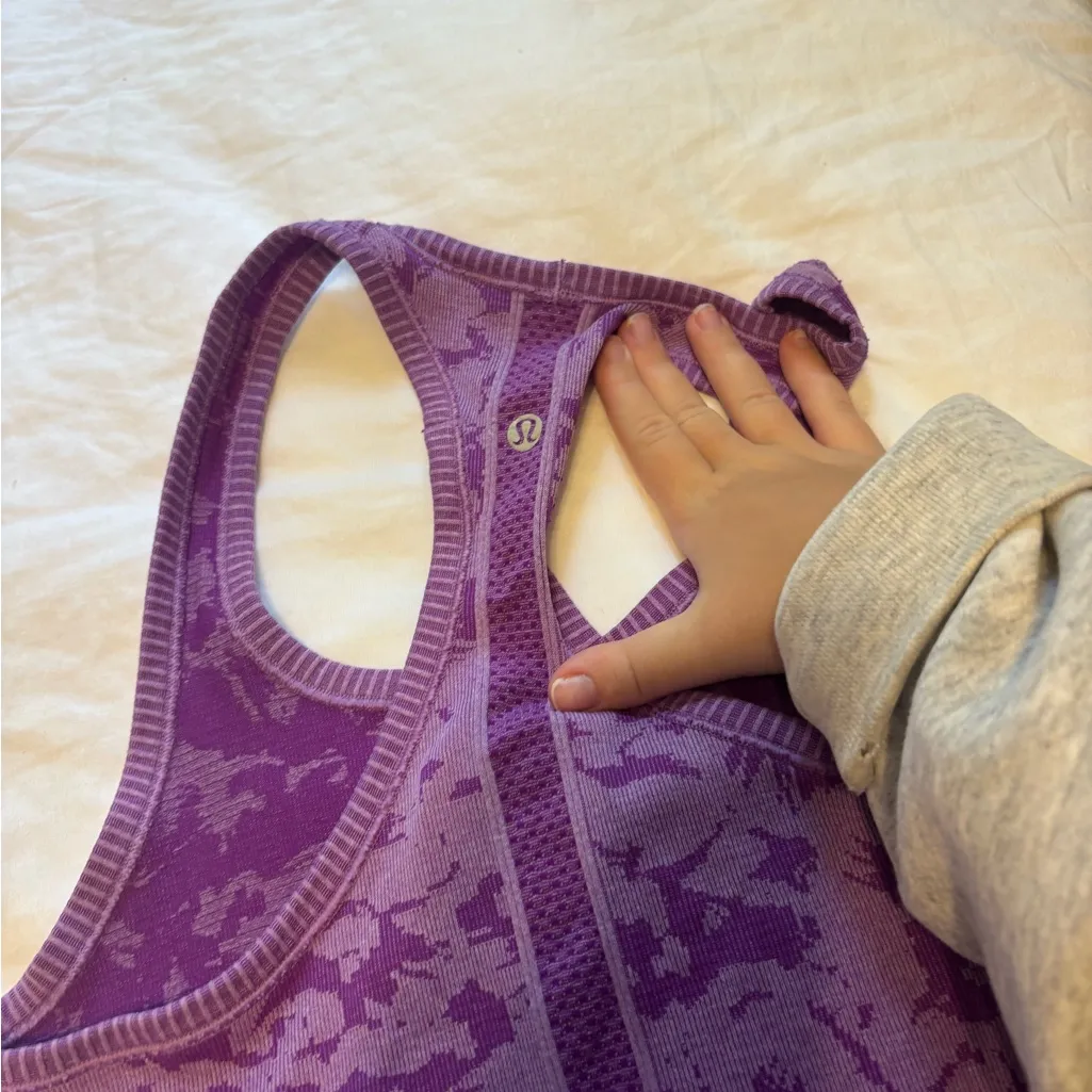 Lululemon Athletica Purple Patterned swiftly tech - Image 2