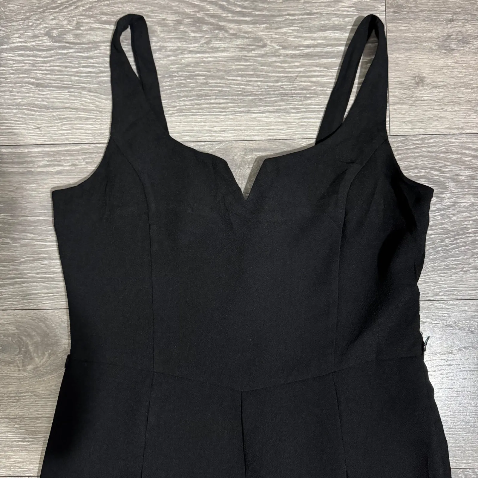 UNIQ Elegant Black Wide Leg V Neck Sleeveless Jumpsuit Women Large - Image 4