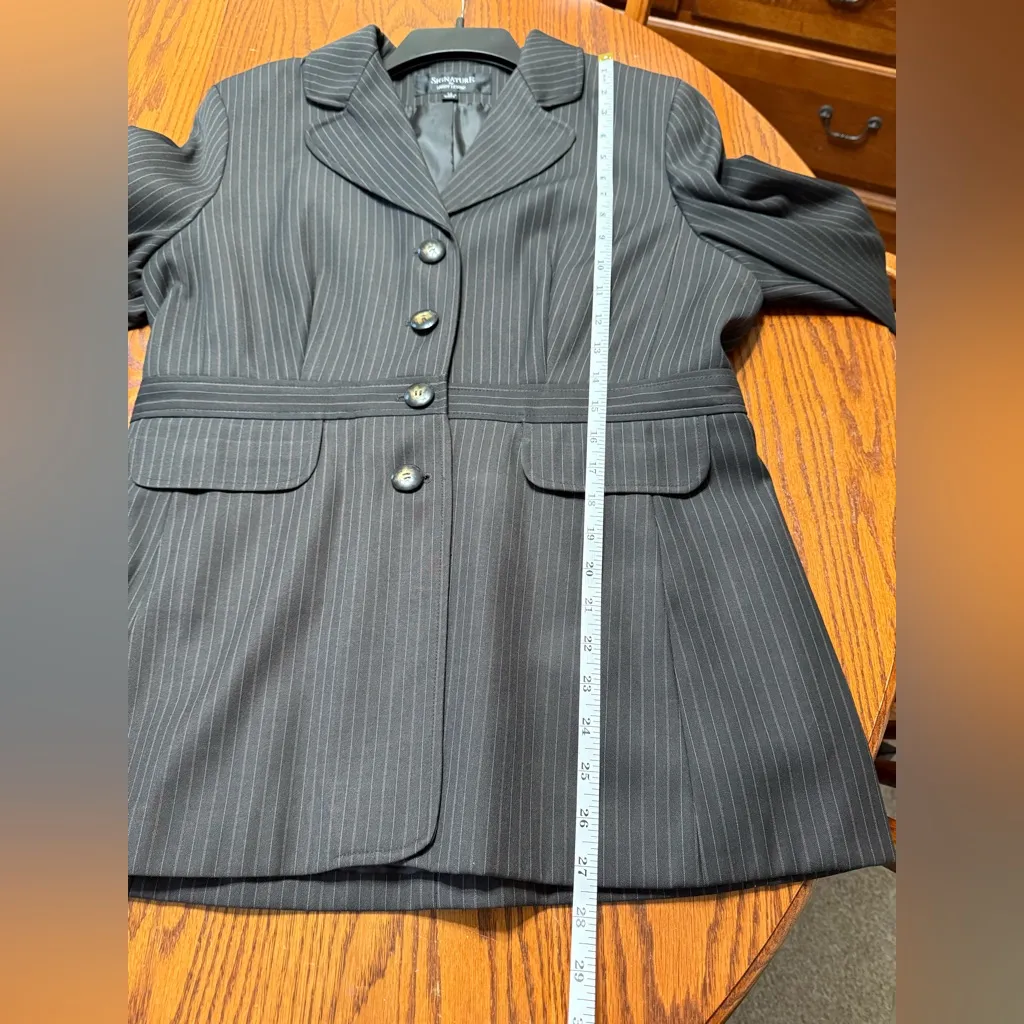 Larry Levine Signature Women's Dark Brown Pinstripe Blazer Size 14 Vintage - Image 8