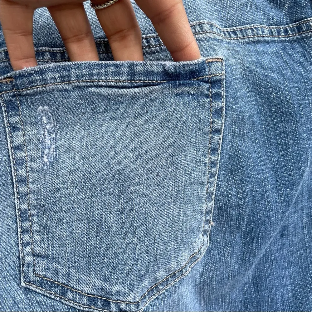 Torrid Womens Jeams Blue Denim Girlfriend Distressed Light Wash Plus Size 24 - Image 8