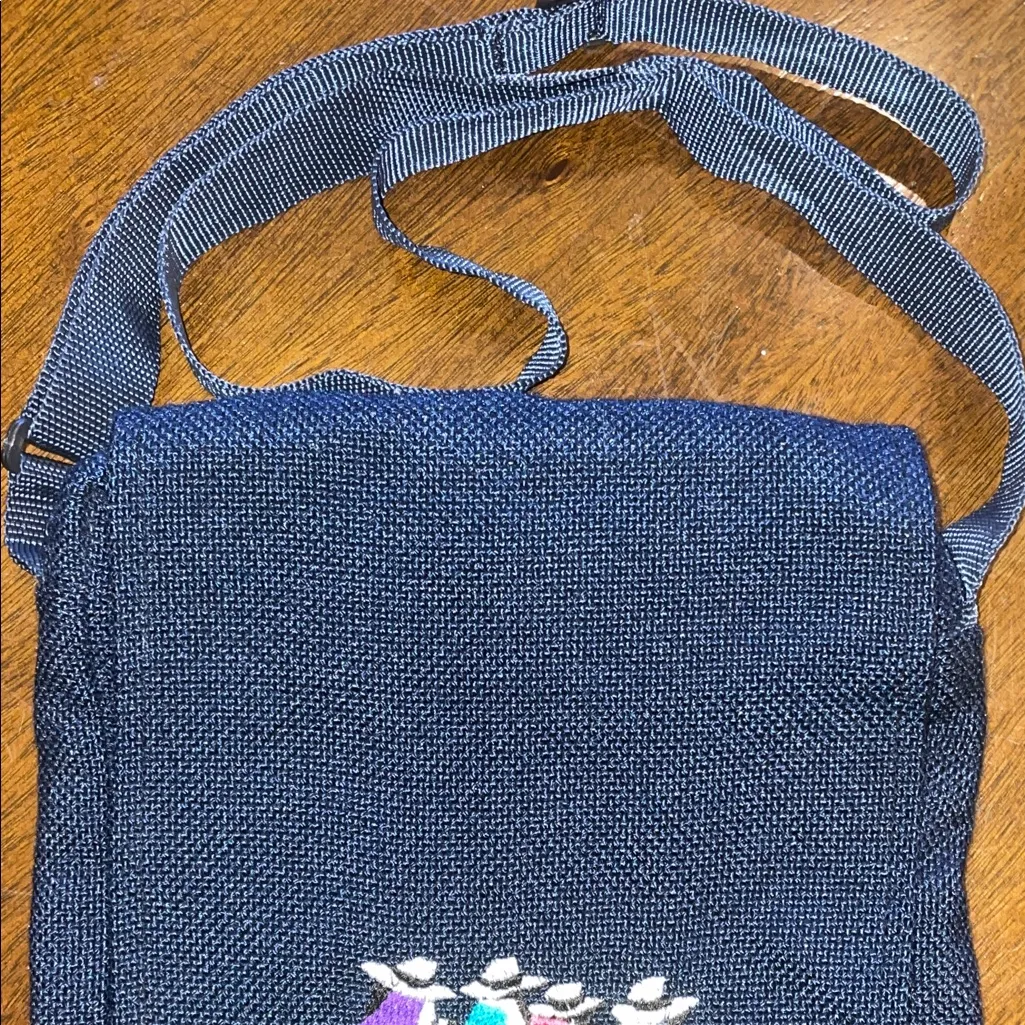 Ecuador Navy Blue Woven Boho Crossbody Bag - Image 3