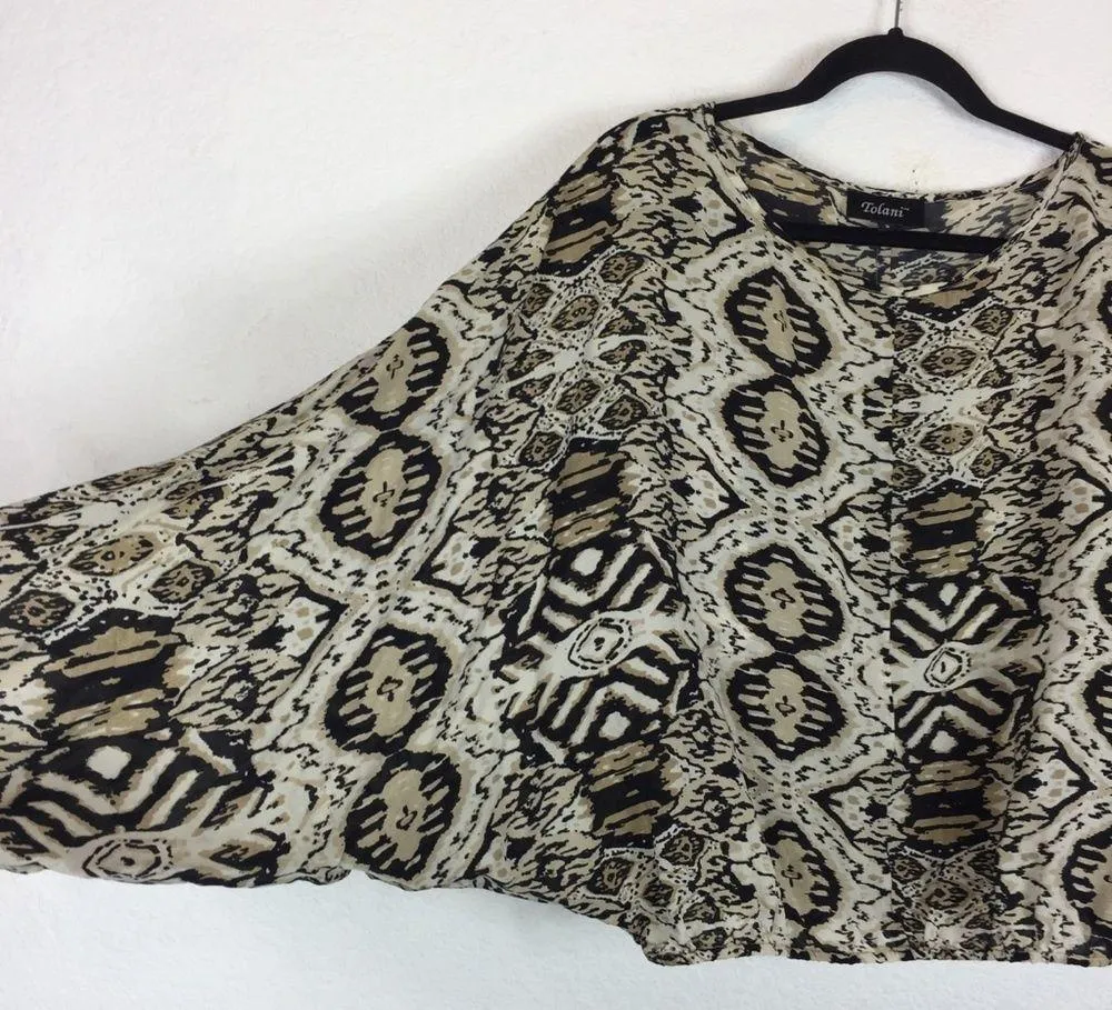 Anthropologie Tolani Rhonda Silk Batwing Boho Print Blouse Small - Image 8
