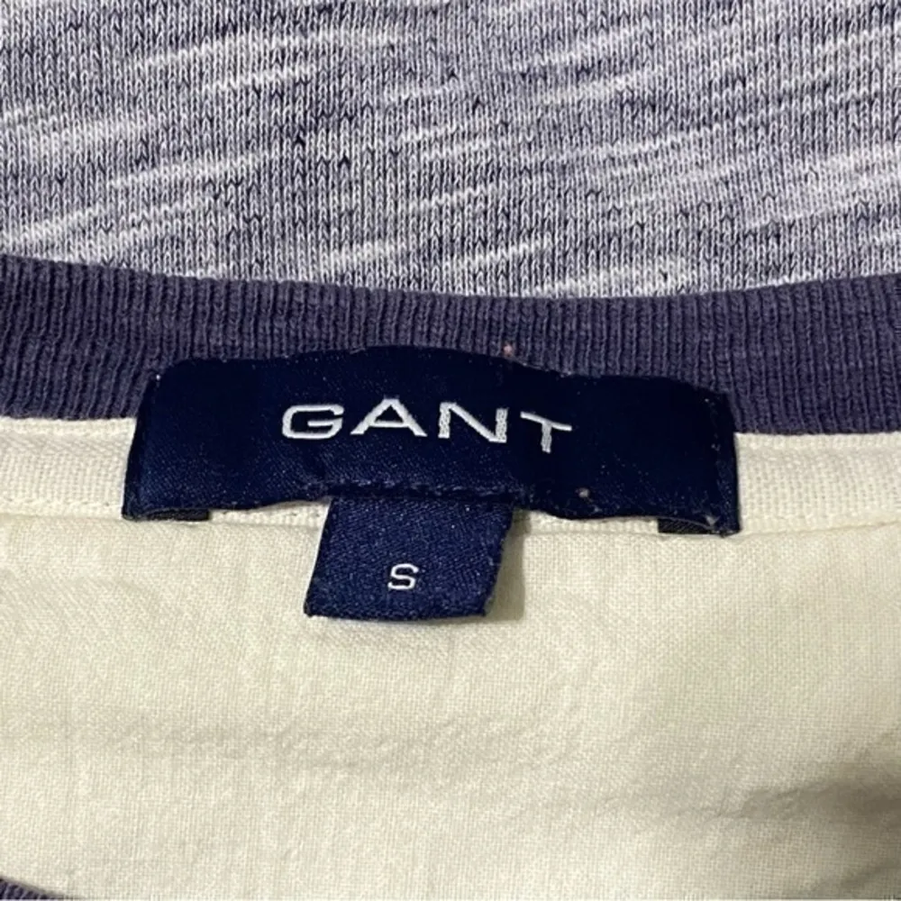 Gant Women’s Size S Heather Gray Navy Blue Logo Pullover Sweatshirt - Image 3