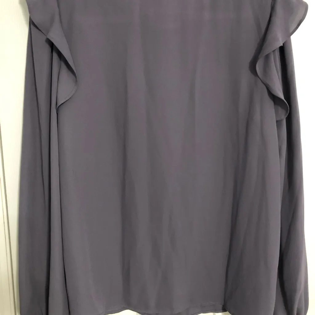 Loft grey long sleeve button ruffle shoulder‎ women’s size medium - Image 8