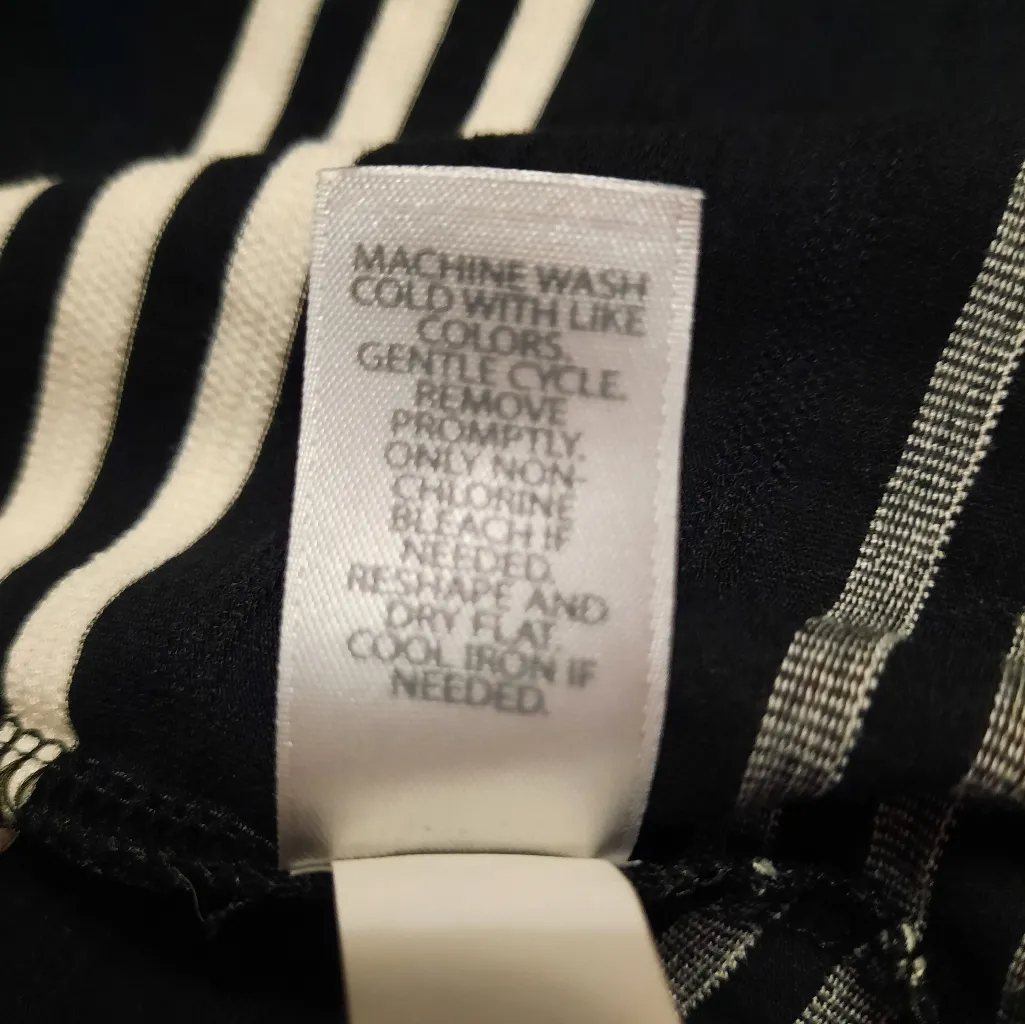 J. Jill Wearever Collection Cardigan Size SP Black - Image 5