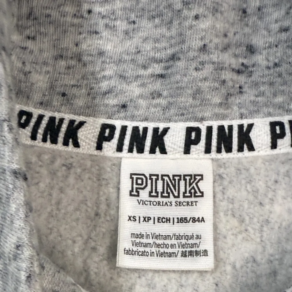 PINK Victoria's Secret Gray Sweater with Colorful Sleeve Design - Image 3