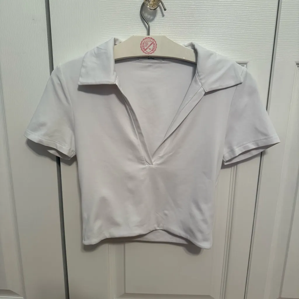 Aritzia Babaton Contour Polo Short Sleeve in White - Image 2