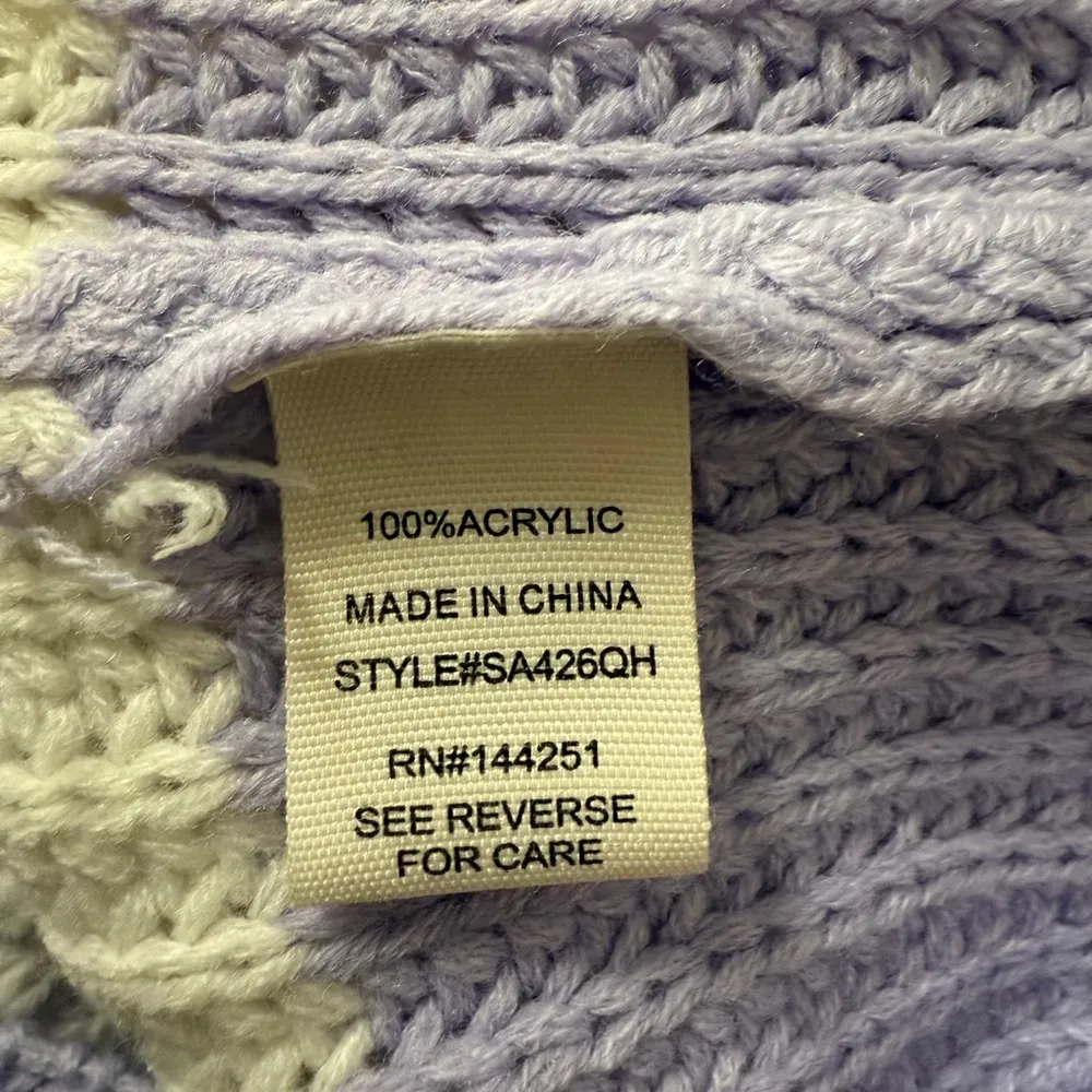 Women's moon & madison Sweater, Size S, Lavender and White - Image 7