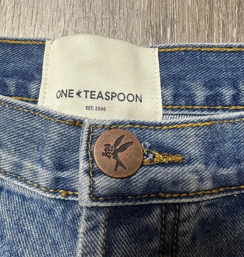 One Teaspoon Bandits Shorts - Image 3
