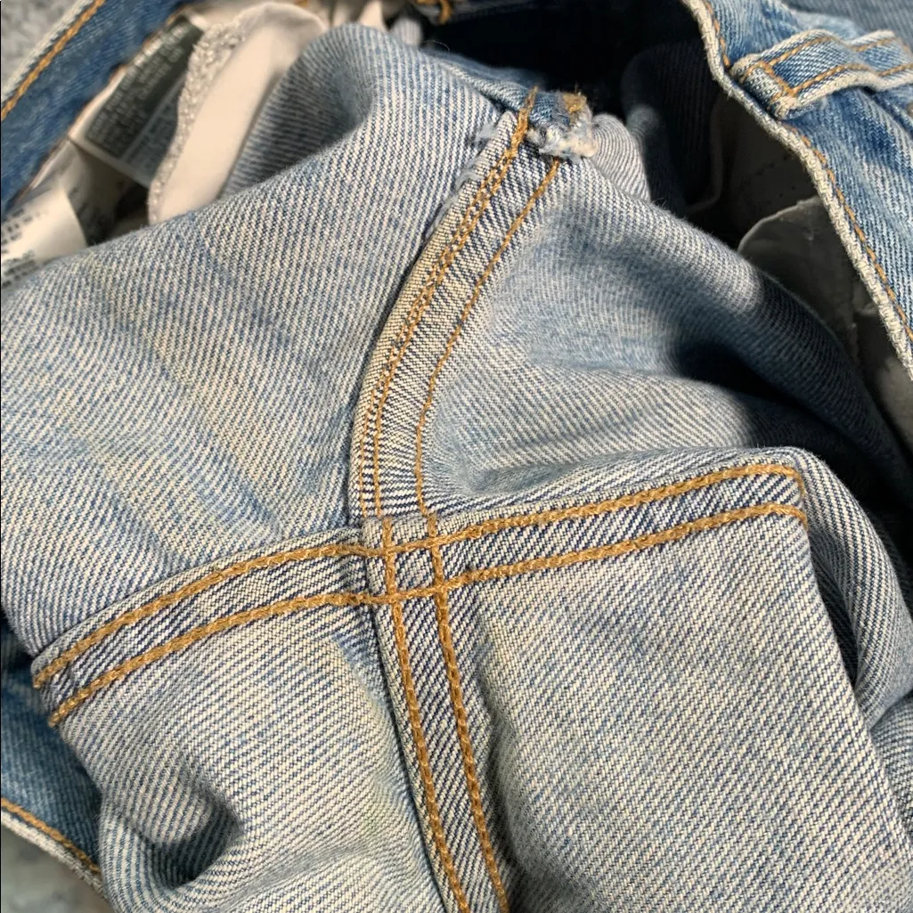 Levi’s premium mom Jean 25 - Image 15