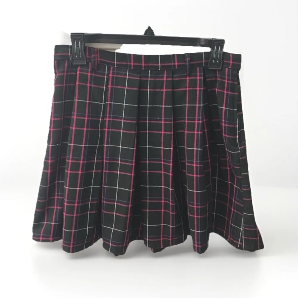 Hot Topic  Plaid Pleated Skirt Medium Black Pink Mini School Dark Academia Goth - Image 2