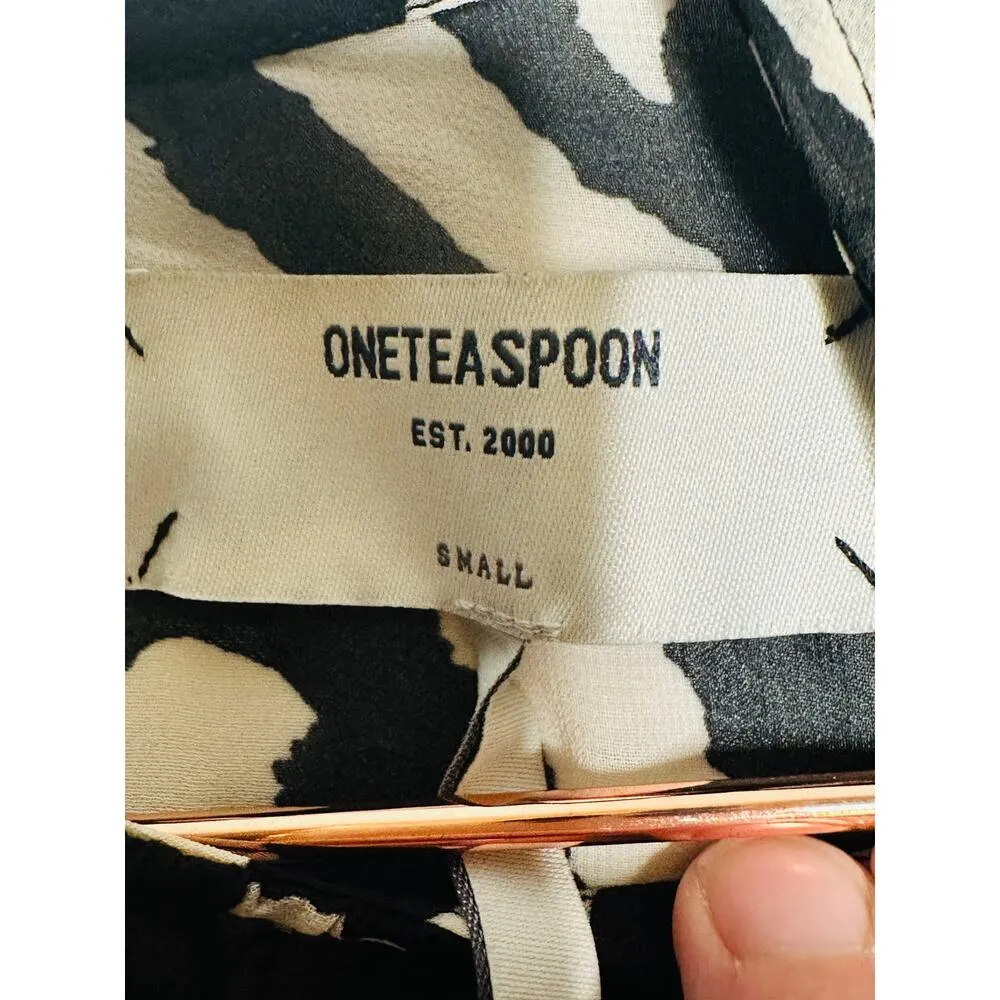 ONE TEASPOON Different Dimension Bubble Black White Sheer Chiffon Top Size Small - Image 8