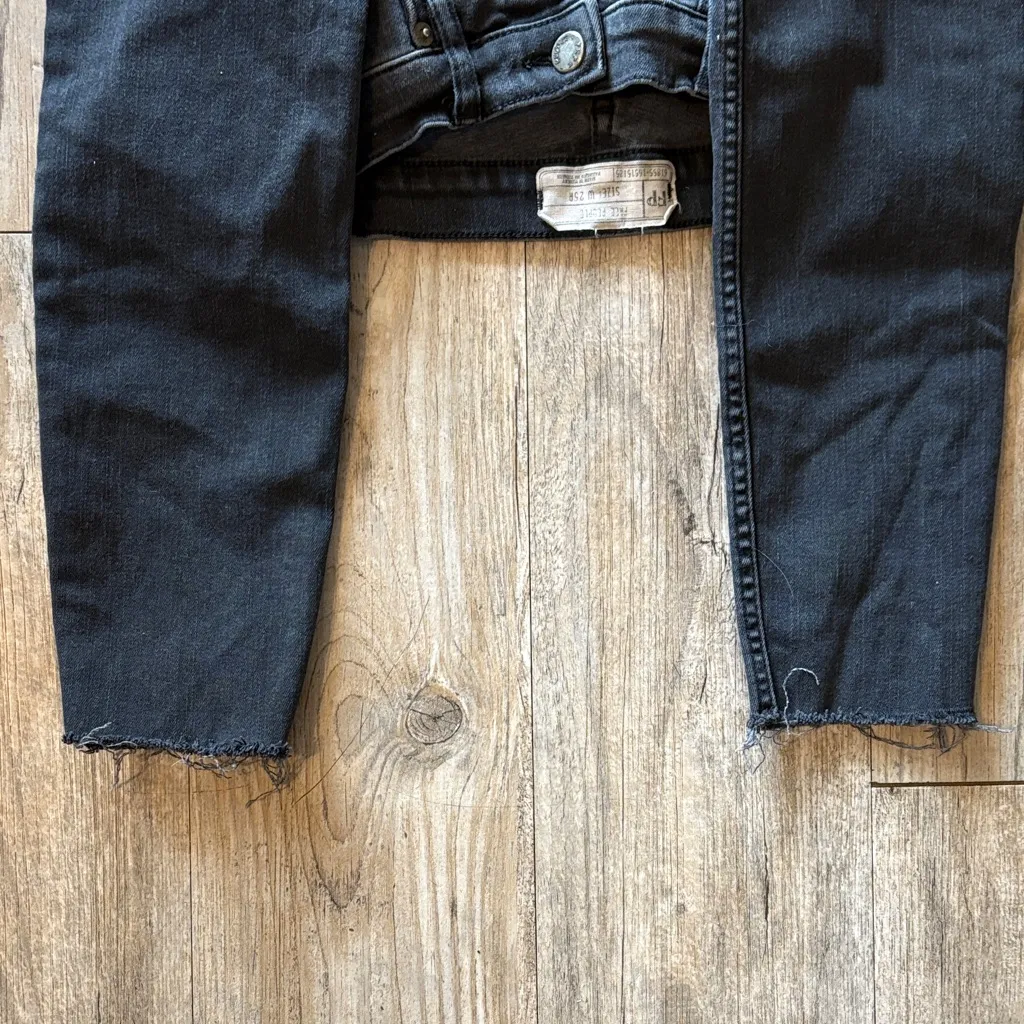 Free People Charcoal Cropped Jeans - Image 4