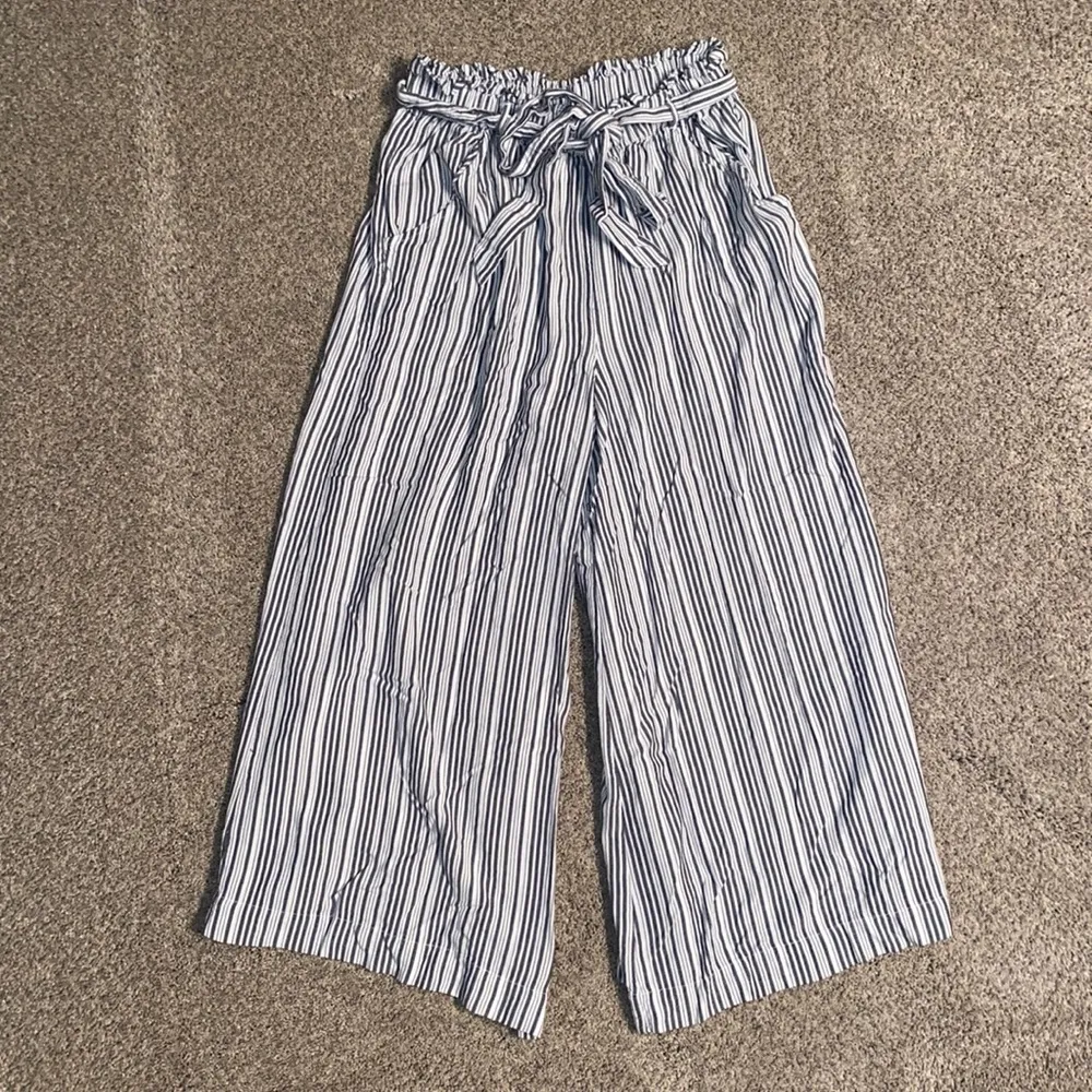 American Eagle Striped Wide Leg Paperbag Pants - Image 2