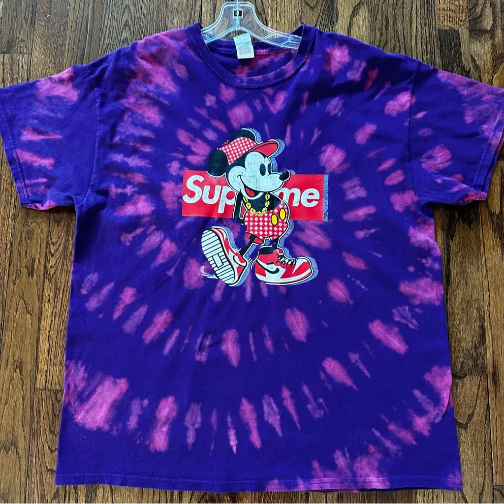Supreme Minnie Purple and Pink Reverse Dye Spiral T-Shirt XL - Image 2