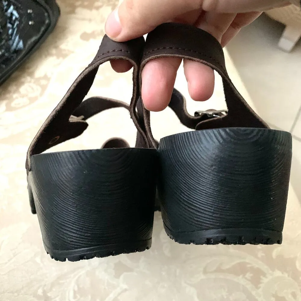 NEW VERKA Swedish Buckle Cutout Detail Leather Low Heel Clogs in Brown Size 8 - Image 6