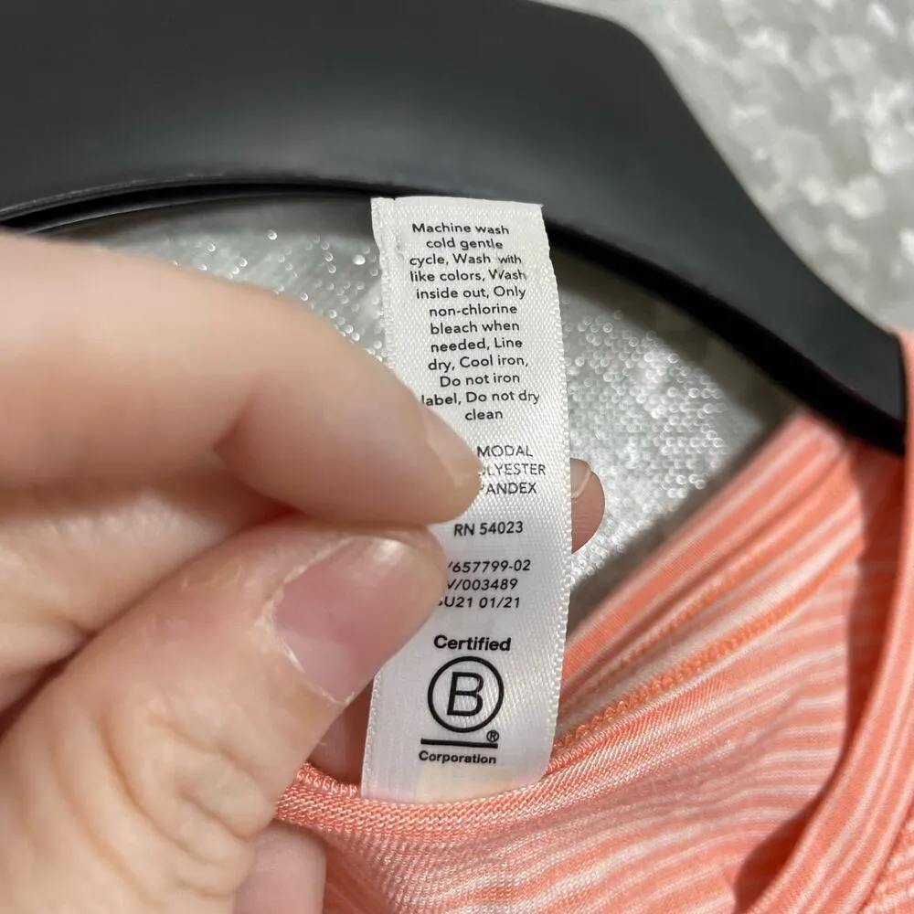 Athleta Women’s Coral Stripe Cloudlight Muscle Tee - Size Small - Athleisure Top - Image 6