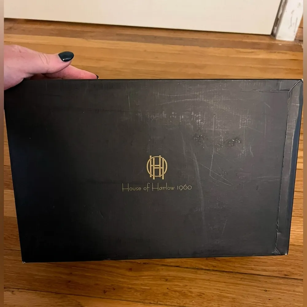 NIB House of Harlow 1960 Gunner Light Taupe Suede Loafer with Black Lug Sole - Image 3