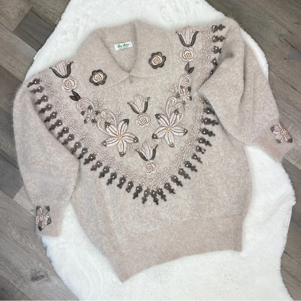 Vintage Su Lim Floral‎ Embroidered Angora Sweater Taupe Pearl Embellished PM Tan Size undefined - Image 9