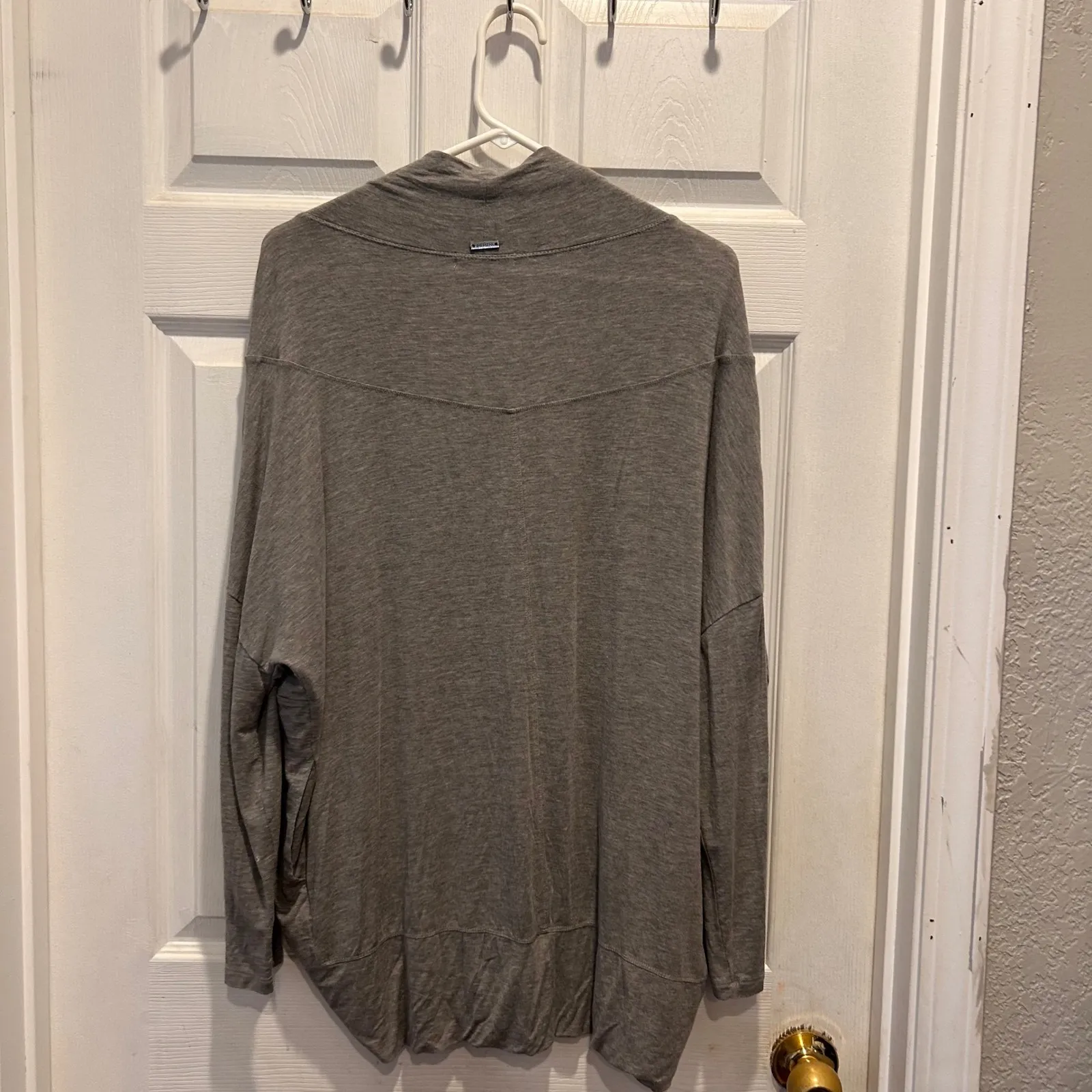 Prana Foundation Munra Wrap Gray Sweater 1X Lightweight Tencel Modal Yoga Cozy - Image 5